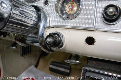 1957 Ford Thunderbird