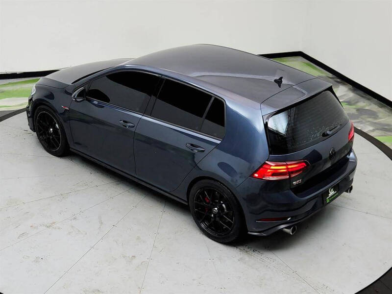 2019 Volkswagen Golf GTI SE