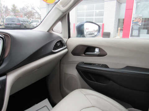 2017 Chrysler Pacifica