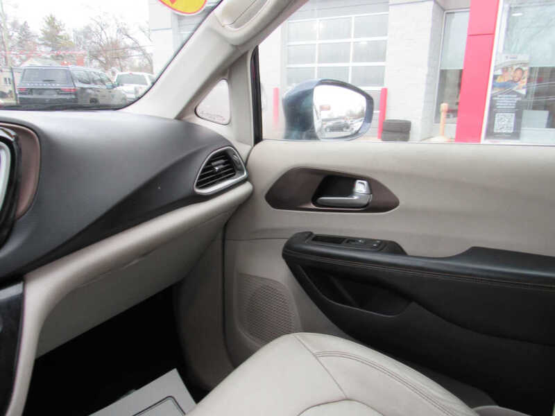 2017 Chrysler Pacifica