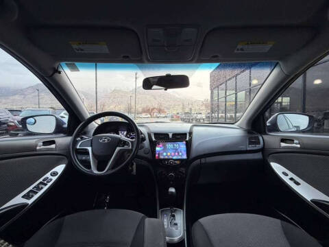 2012 Hyundai Accent GS