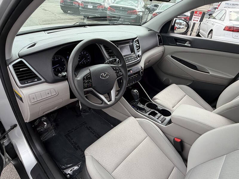 2017 Hyundai Tucson SE