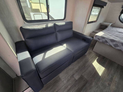 2025 Coachmen RV REMOTE