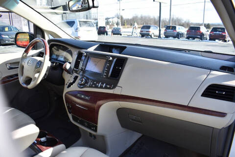 2013 Toyota Sienna Limited 7-Passenger