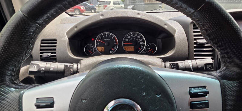 2012 Nissan Pathfinder Silver Edition
