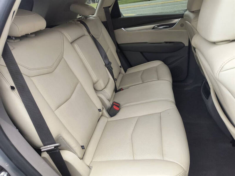 2018 Cadillac XT5 Luxury