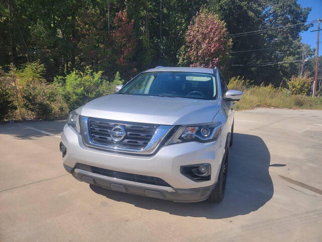 2018 Nissan Pathfinder for sale at AVL Auto Sales in Smyrna, GA