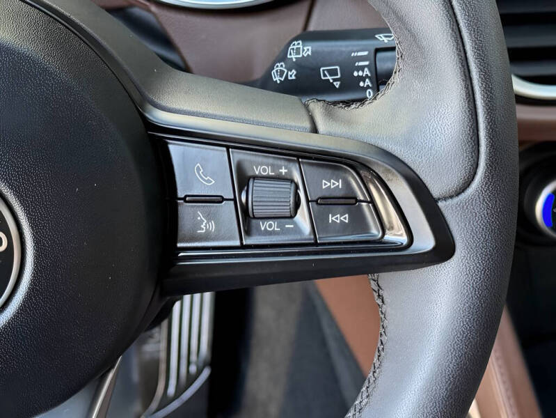 2021 Alfa Romeo Stelvio Sprint