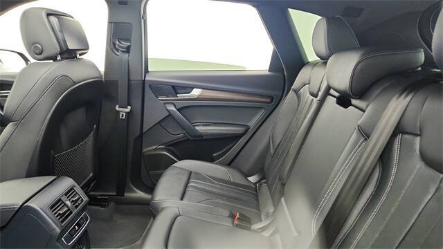 2025 Audi Q5 e quattro S line Prem Pl 55 TFSI