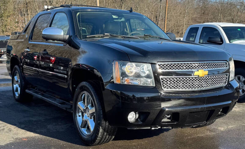 2013 Chevrolet Avalanche LTZ Black Diamond