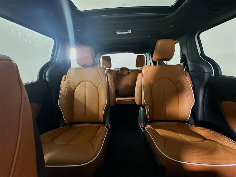 2026 Chrysler Pacifica Pinnacle