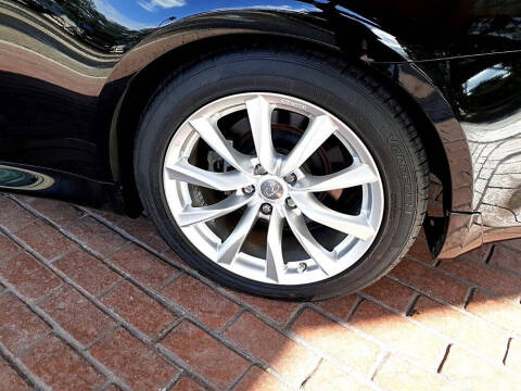 2014 Infiniti Q60 Convertible