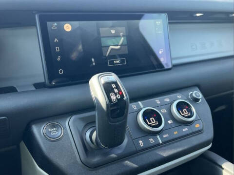 2024 Land Rover Defender 90 P400 X-Dynamic SE