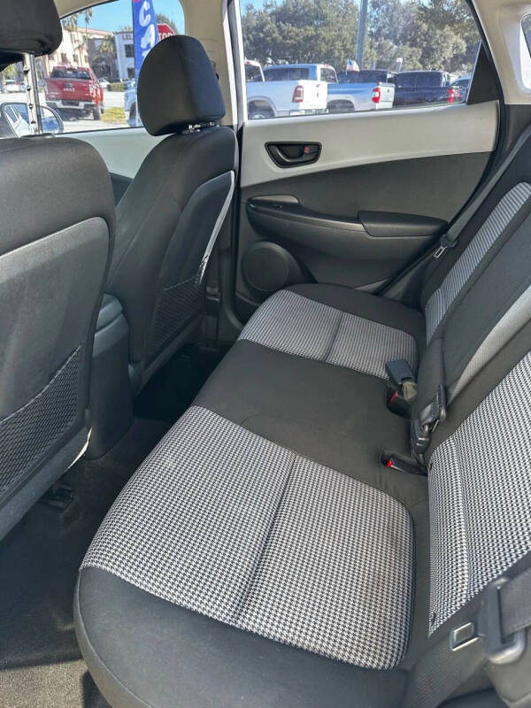 2021 Hyundai Kona SE