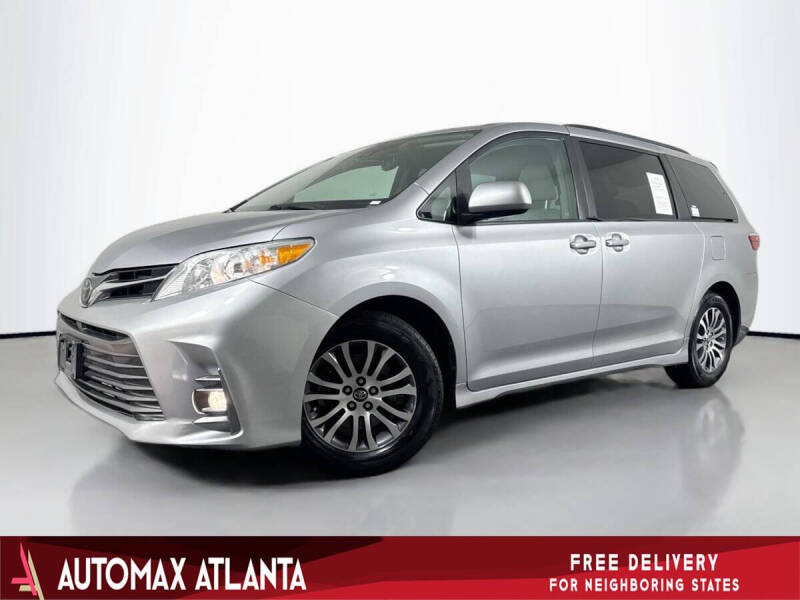 2018 Toyota Sienna XLE 8-Passenger