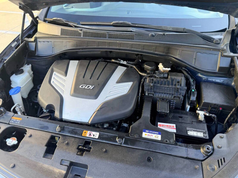 2017 Hyundai Santa Fe Limited Ultimate