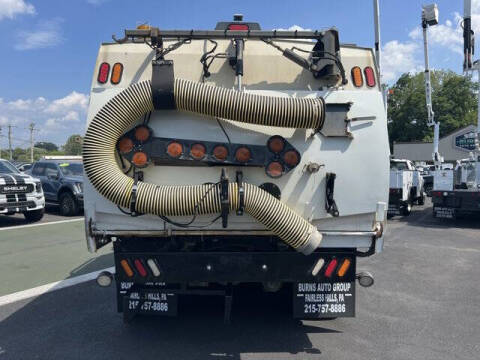 2016 Freightliner M2 106