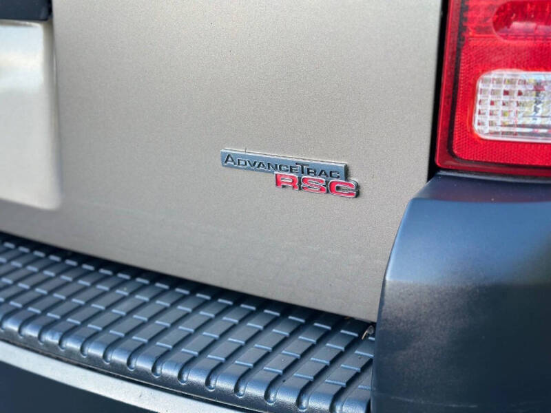 2005 Ford Explorer XLS