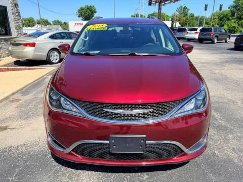 2018 Chrysler Pacifica Touring L