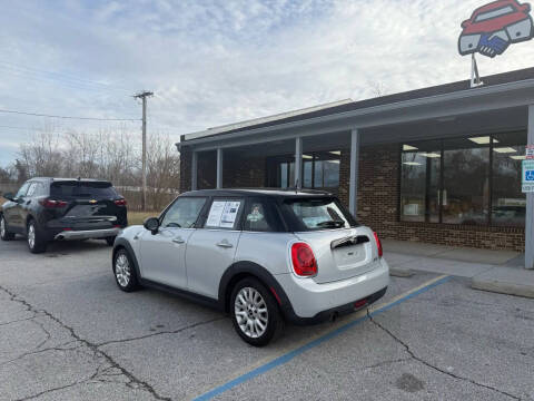 2016 MINI Hardtop 4 Door Cooper