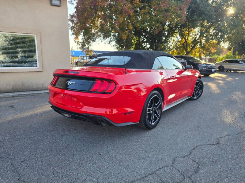 2023 Ford Mustang EcoBoost Premium