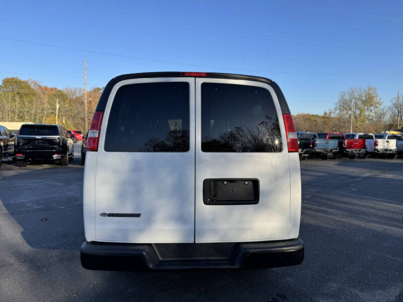 2020 Chevrolet Express LS 2500