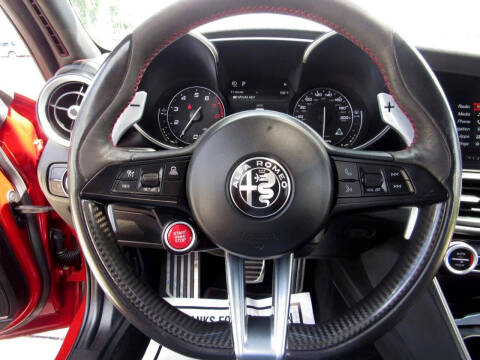 2017 Alfa Romeo Giulia Quadrifoglio