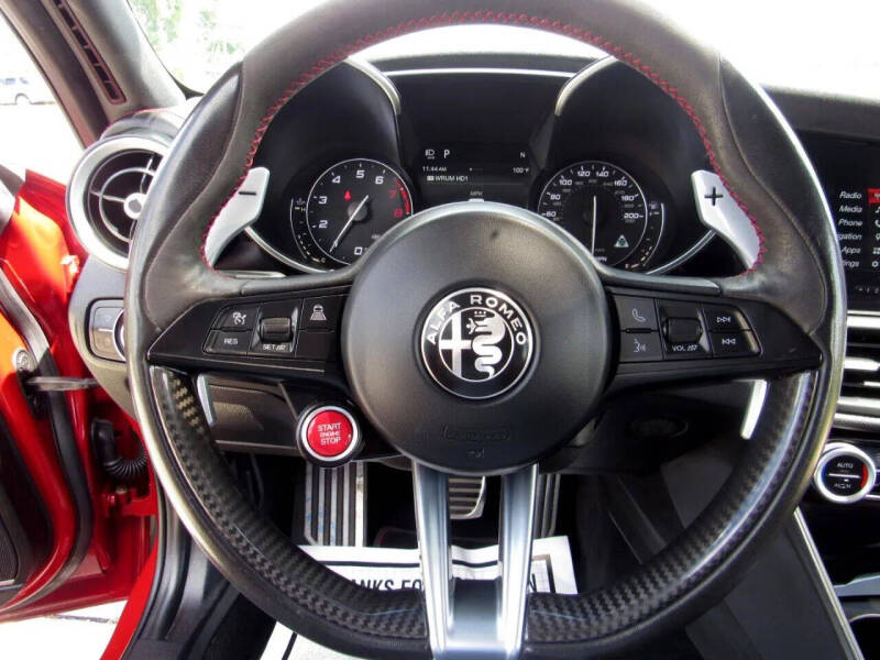 2017 Alfa Romeo Giulia Quadrifoglio