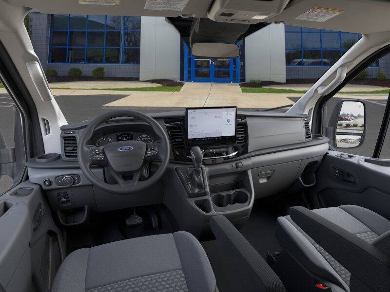 2025 Ford Transit 350 XLT