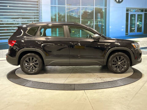 2022 Volkswagen Taos S 4Motion