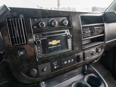 2017 Chevrolet Express 2500