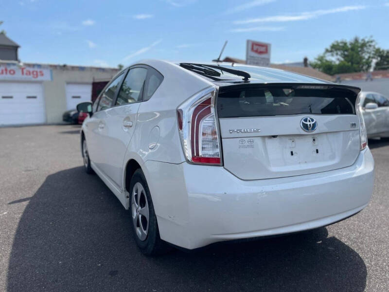 2012 Toyota Prius One