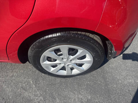 2015 Kia Rio 5-Door LX