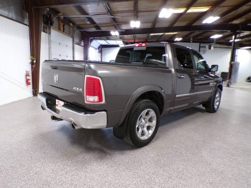 2017 RAM 1500 Laramie