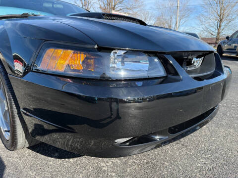 2002 Ford Mustang GT Deluxe