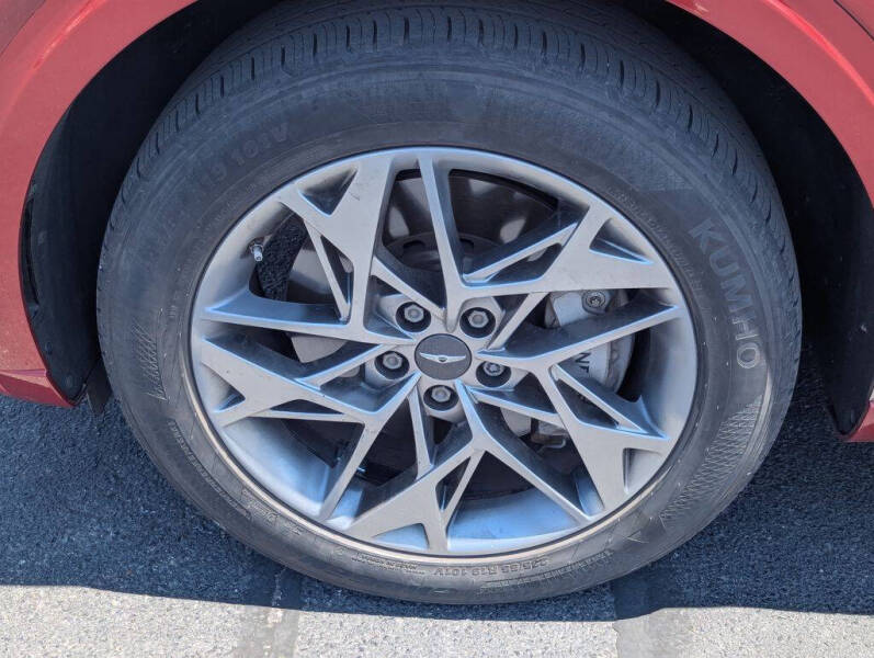 2023 Genesis GV70 2.5T Standard