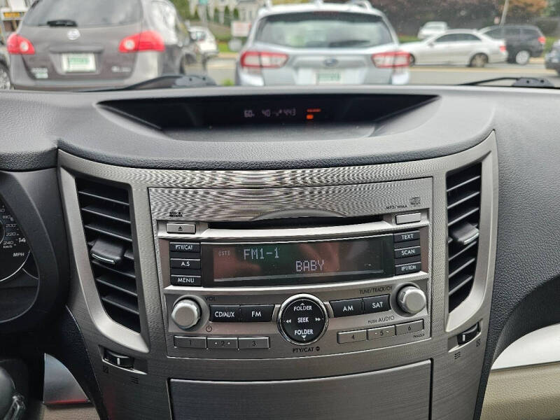 2010 Subaru Outback 2.5i Premium