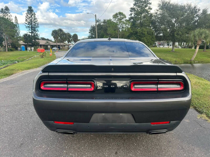 2016 Dodge Challenger