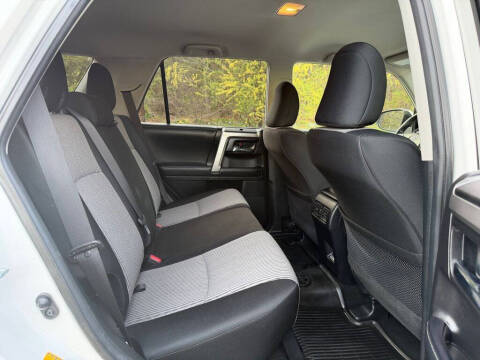 2020 Toyota 4Runner SR5