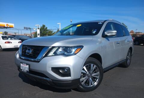 2018 Nissan Pathfinder for sale at Lugo Auto Group in Sacramento CA