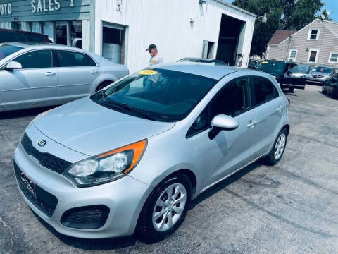 2015 Kia Rio 5-Door LX
