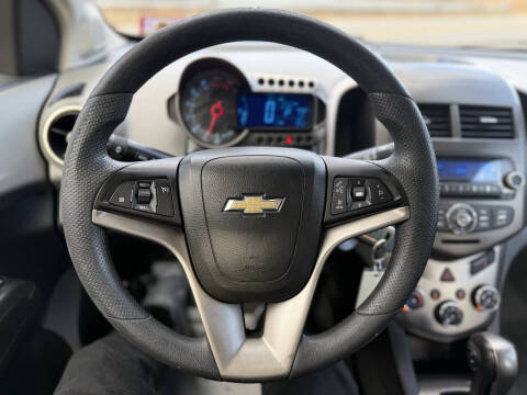 2013 Chevrolet Sonic LT Auto