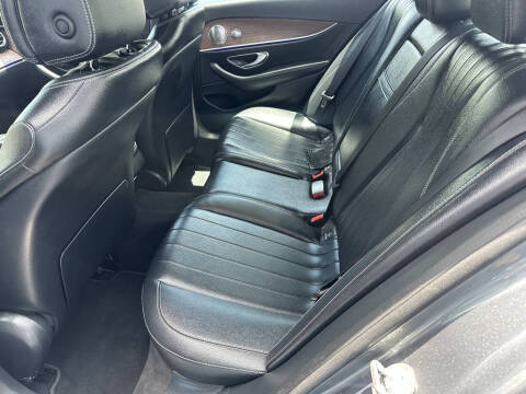 2017 Mercedes-Benz E-Class E 300 4MATIC