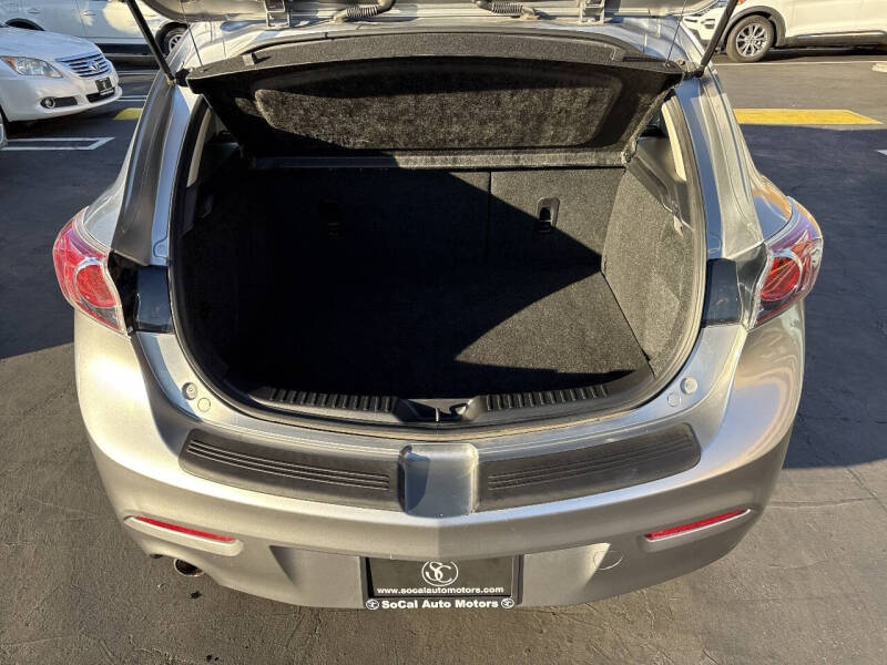 2013 Mazda MAZDA3 i Touring