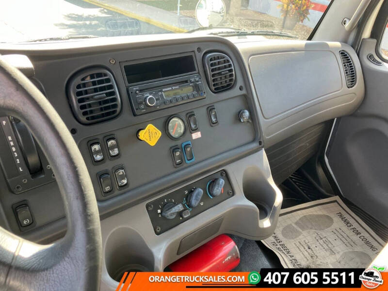 2016 Freightliner M2 106