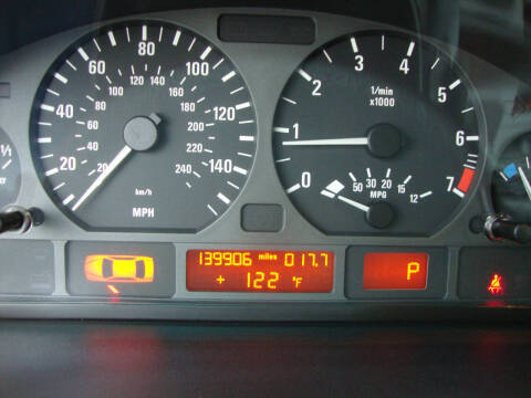 2004 BMW 3 Series 325i