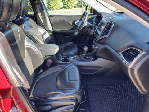 2019 Jeep Cherokee Latitude Plus