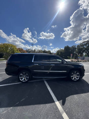 2020 Cadillac Escalade ESV Luxury