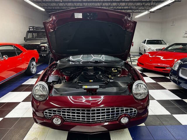 2004 Ford Thunderbird Deluxe