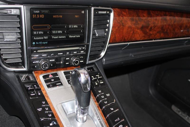 2013 Porsche Panamera GTS